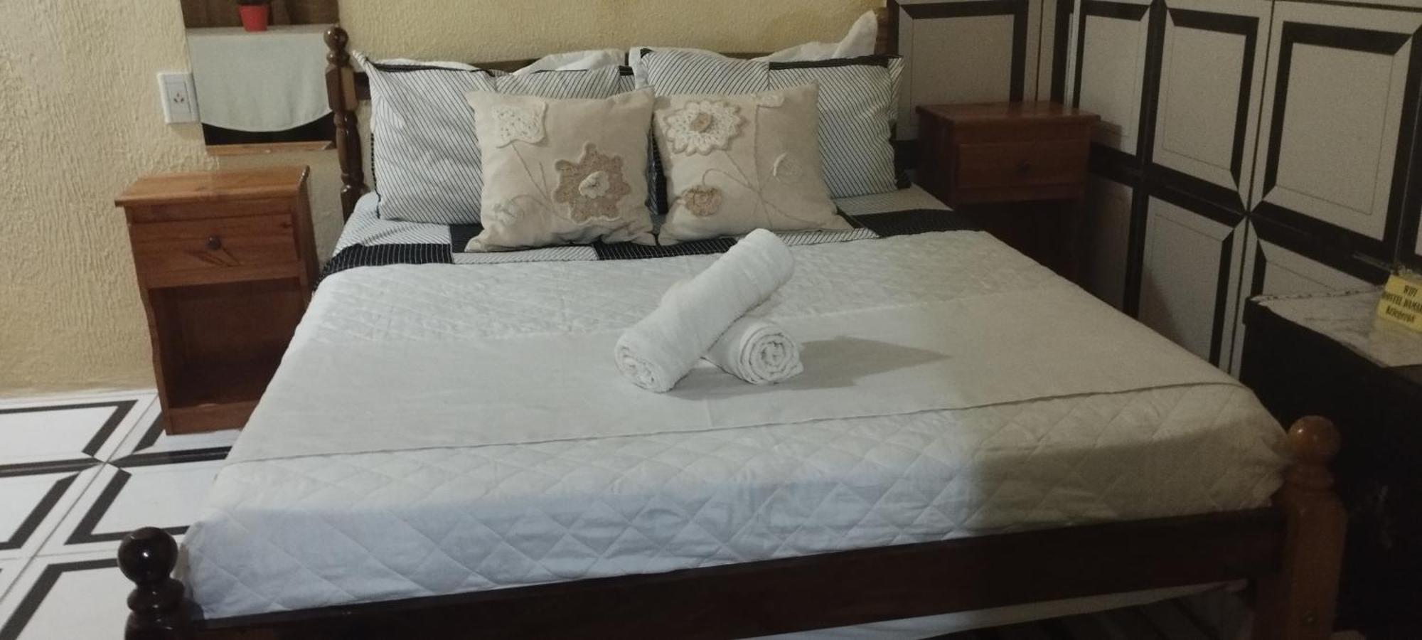 Hostel Damaris Puerto Iguazú Szoba fotó